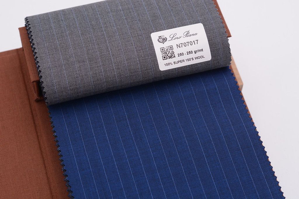 Loro Piana Australis Super 150s